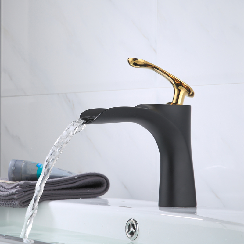 Luxury Gold Bathroom Basin Faucet