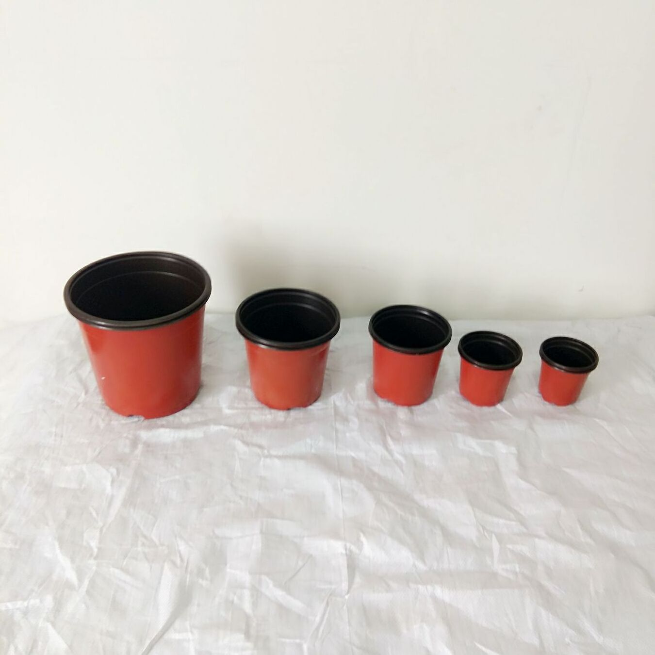 4 inch plastic flower pots for plants nursery seedling pots garden supplier items