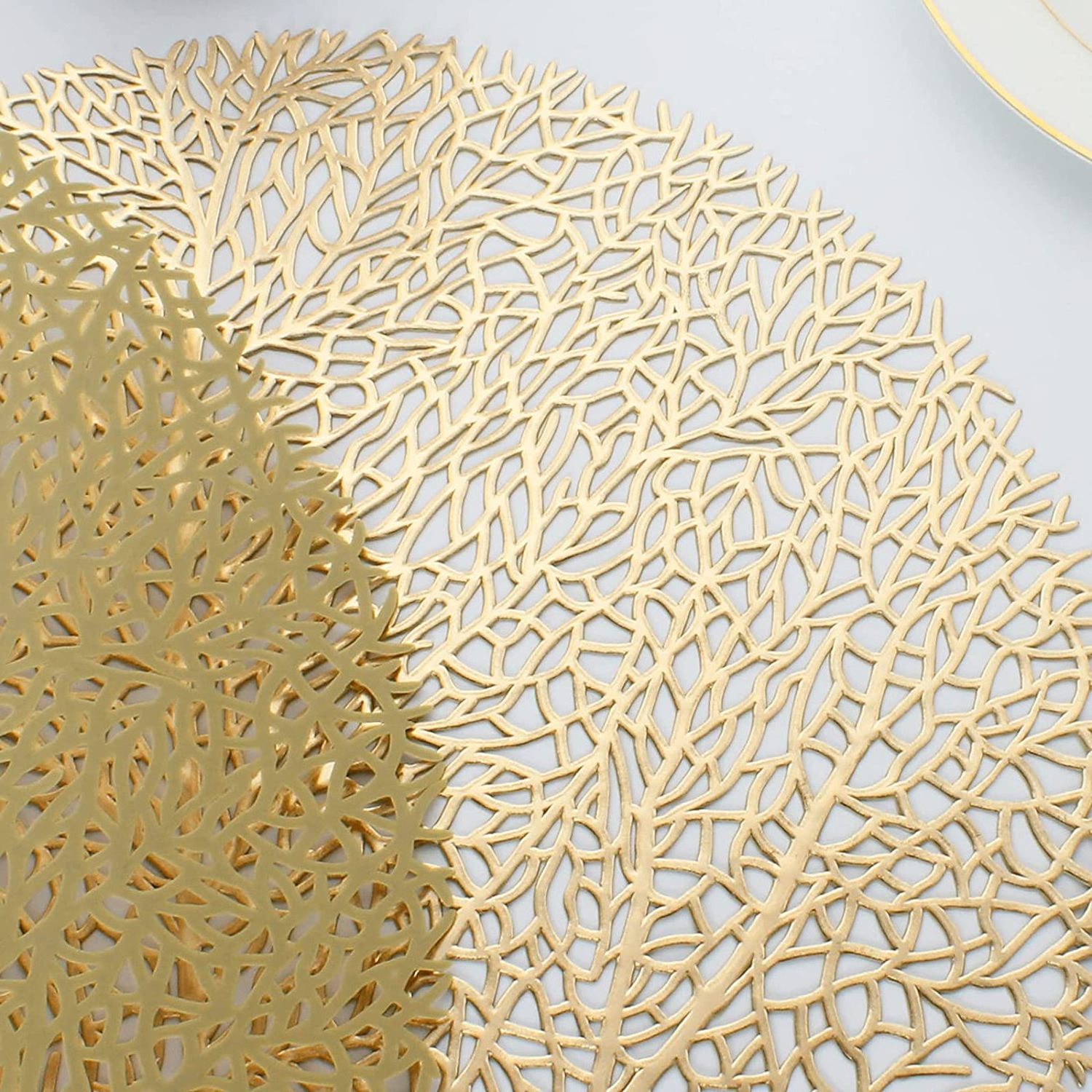 2023 Tabletex hot sale hollow design tree leaf round 38cm PVC placemat gold table mat