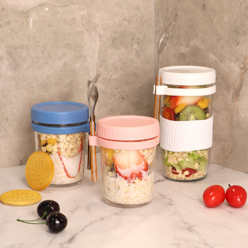 SOPEWOD 12oz Creative Customized Reusable Breakfast Oatmeal Mason Glass Cup Jar with Plastic Sealed Lid And Spoon