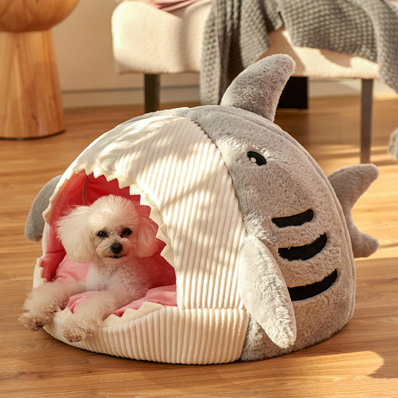 Hot Sale Pet Bed Shark Shape Non-slip Winter Cat House Dog Bed Washable Pet House Bed