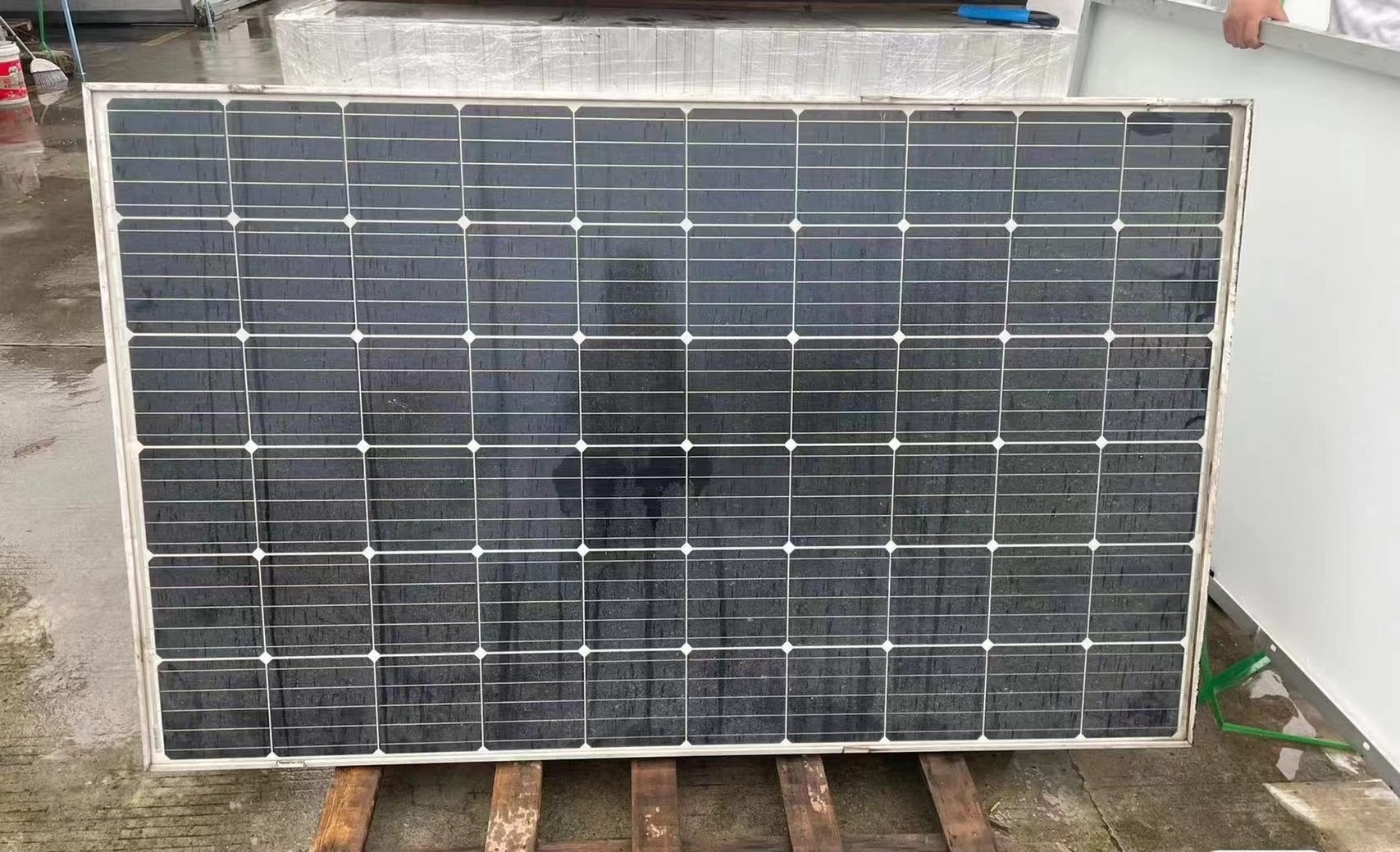 Cheap 220v 150 watts 300w 500 watts price used second hand solar cell panel