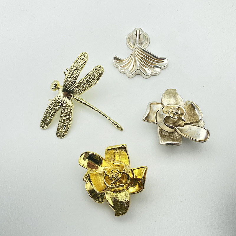 Popular entry lux zinc designer k gold old silver floral fan-shaped dragonfly clover furniture knobs drawer pull handles