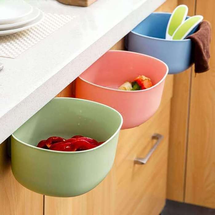 Small trash can of Kitchen hanging plastic waste bins Garbage Can Waste Bin for kitchen cabinet door