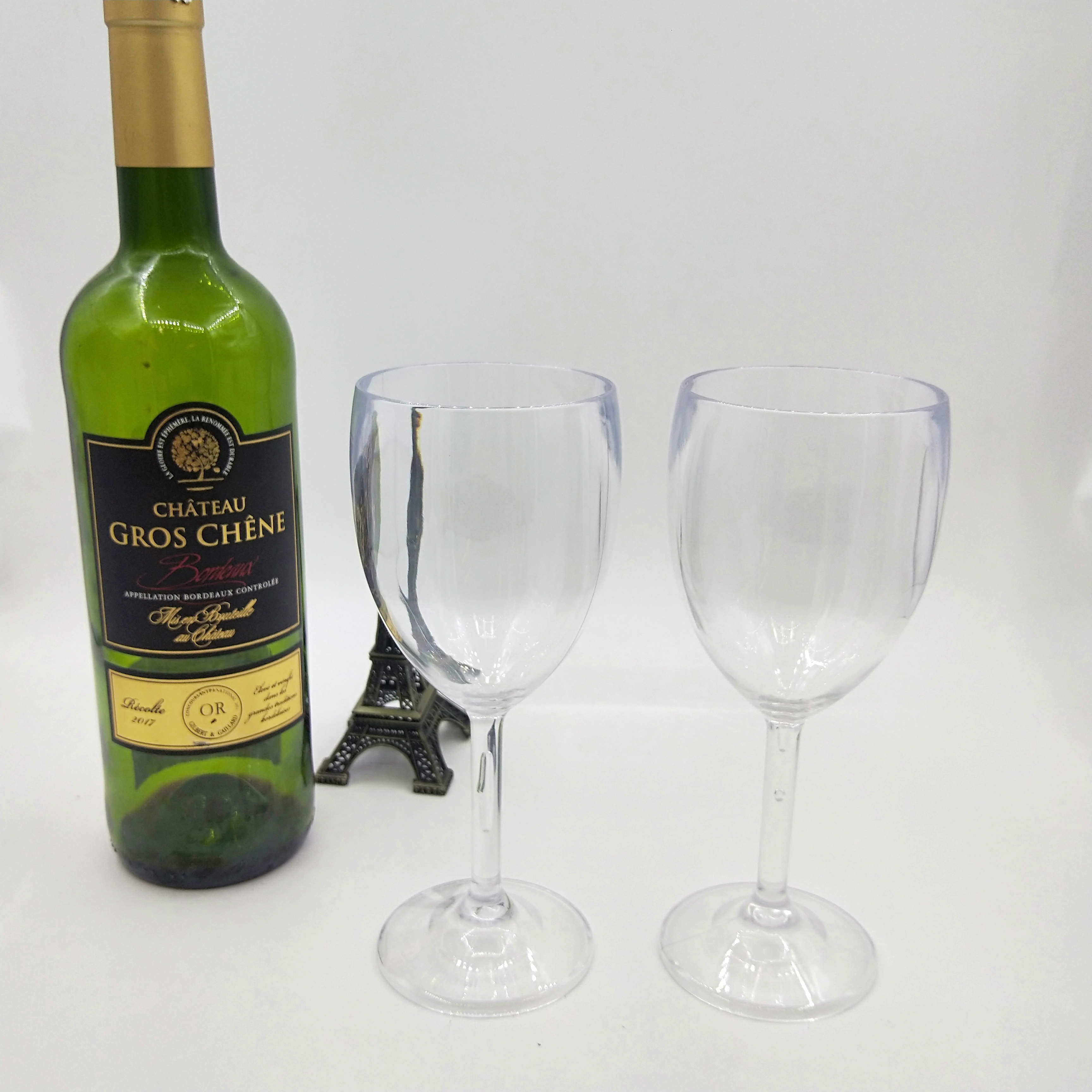 Lily's Home 200ml Plastic Wine Glasses, Made of Shatterproof PS Plastic and Ideal for Indoor and Outdoor Use, Reusable