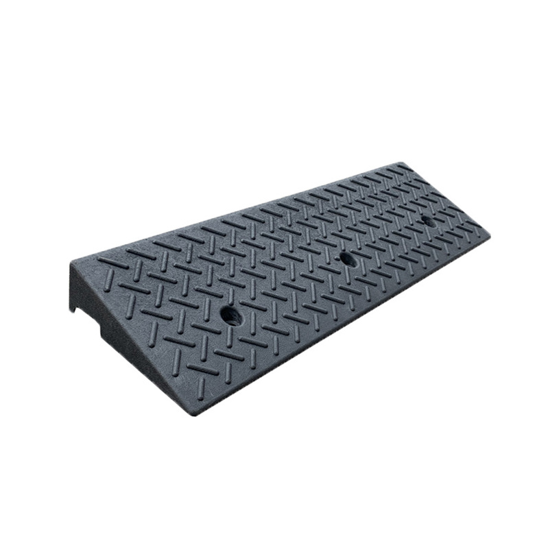 Wholesale Movable 1000*300*80-140MM Wheelcar Safety Rubber Kerb Ramp For Step