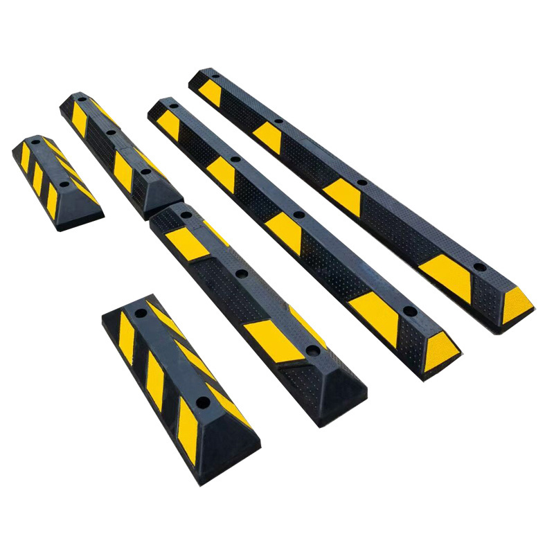 Rubber Parking Curb Heavy Duty Parking Stop with Yellow Reflective Stripe Chevrons, 65