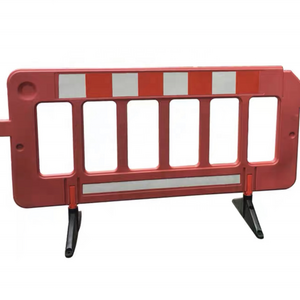 Security pedestrian fence barricades  festivals crowd management Pedestrian Plastic Road Delivered Safety Barrier