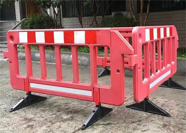 Security pedestrian fence barricades  festivals crowd management Pedestrian Plastic Road Delivered Safety Barrier