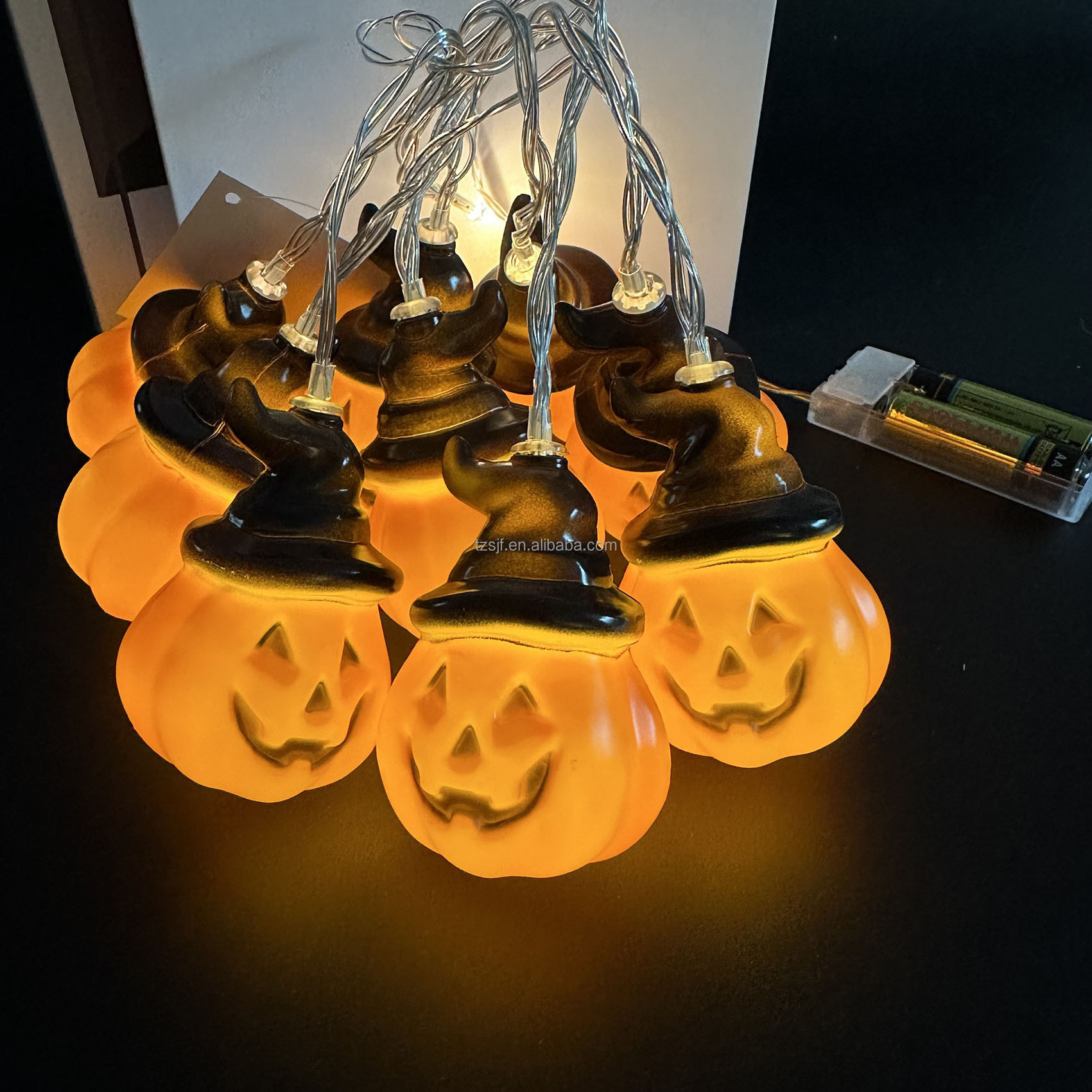 Halloween Decorations Battery Operated LED Halloween Pumpkin String Lights Scary Hanging Lighted Orange Pumpkin Wizard Hat