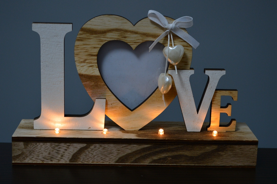 High quality romantic decorative lighted love letters weddings led decoration light for wedding