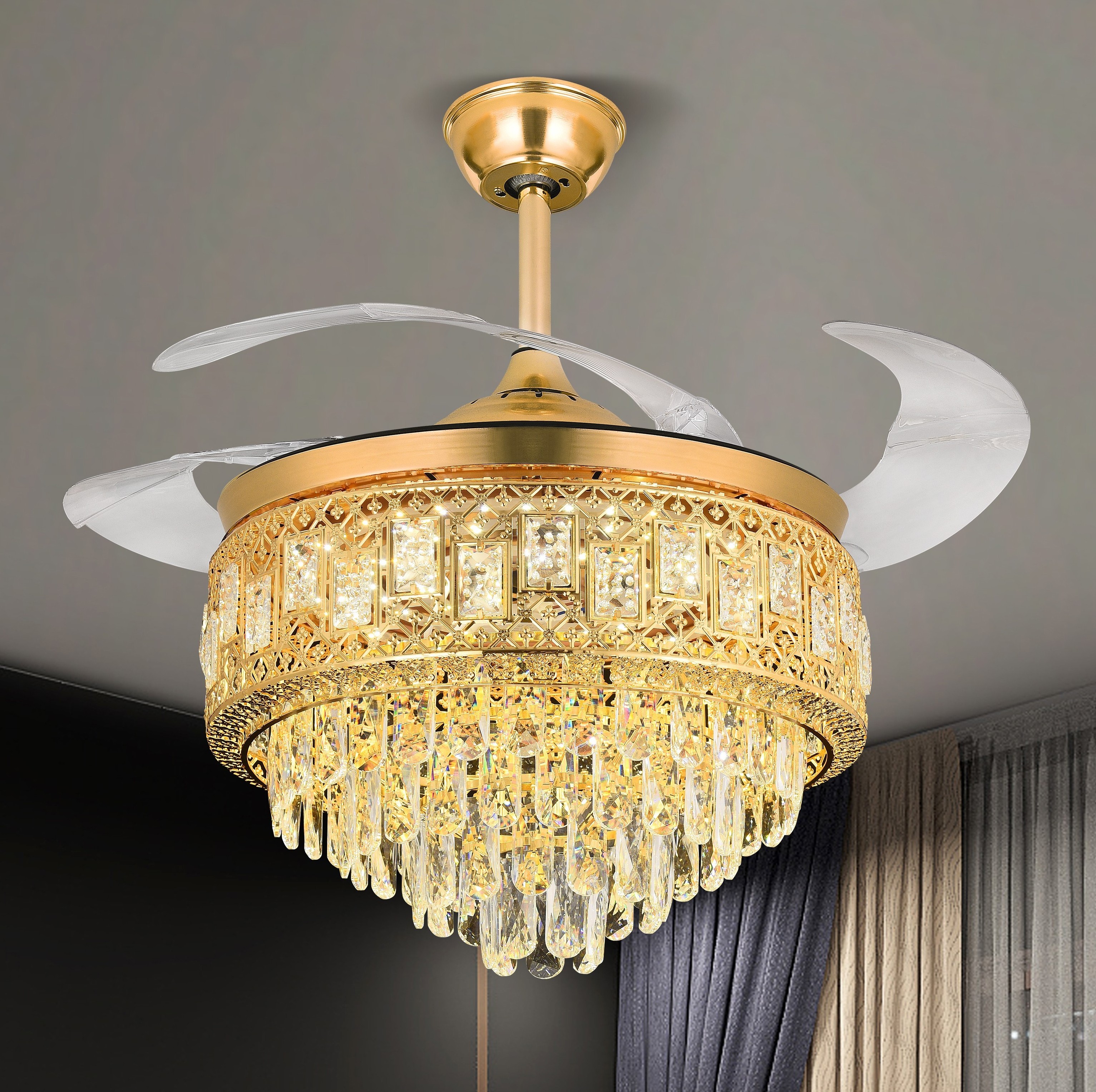 Wedding Essentials Modern Romantic Wedding Crystal and Gold Chandelier Elegant Ceiling Lighting Pendant Lights