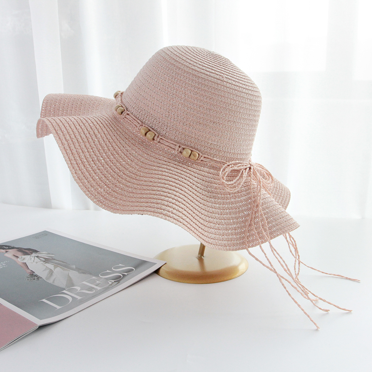 Girls Wide Brim Woven Wave Straw Beach Hat Sun Protection Hat Wooden Beads Summer Custom Floppy Bucket Cap