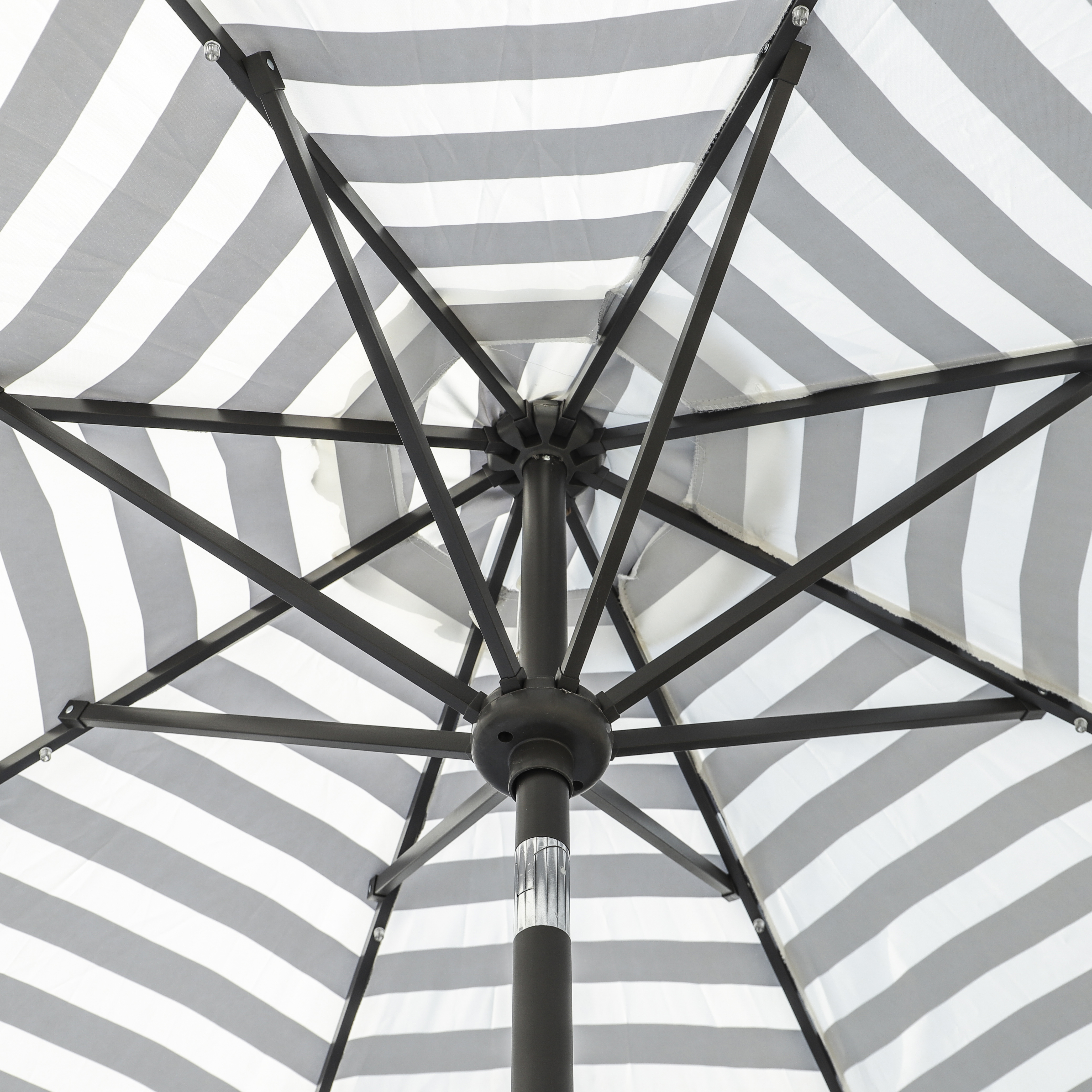 Hot Selling Item Outdoor Garden Sunshade Waterproof Square Garden Umbrella solar LED Striped parasol