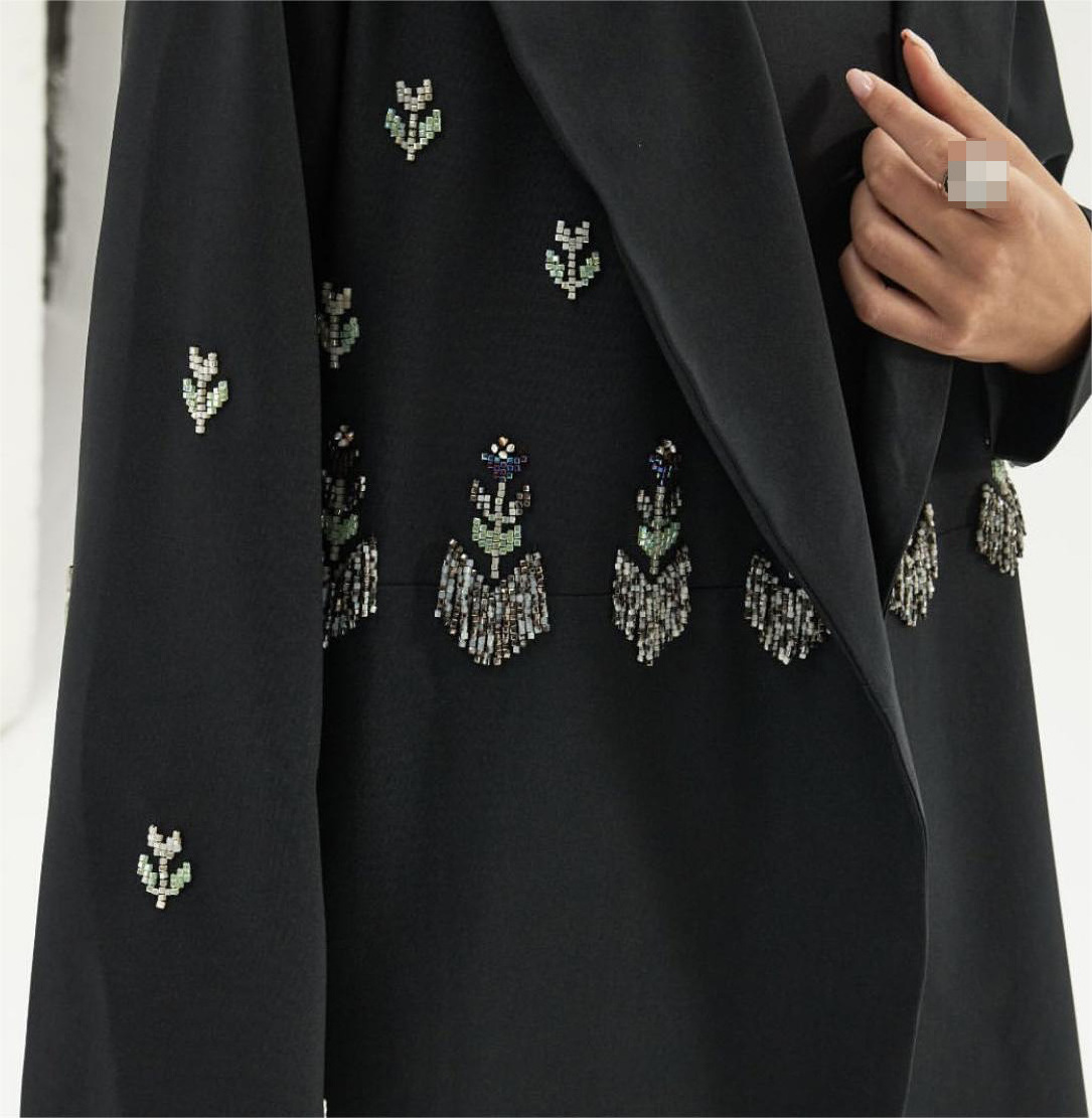 OPEN ABAYA 2024 U.Chic Modest OEM Women Dubai Abaya Dresses Beads Women Hijab Blaze Robe Women Muslim Clothing embroidery abaya