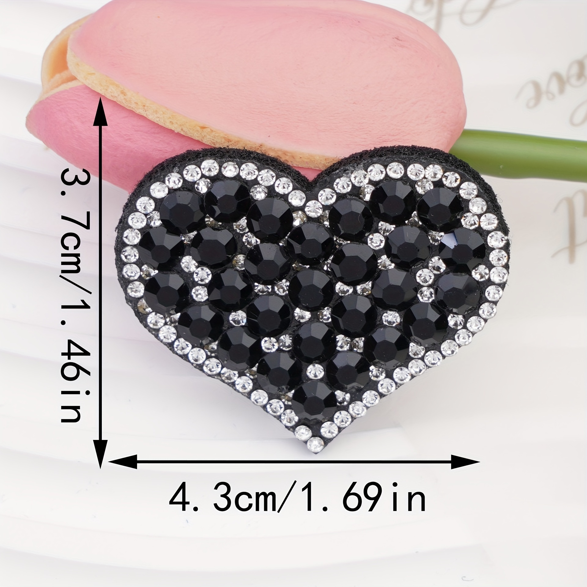 A Set of 4pcs Heart DIY Sew On Patch Rhinestone Decals Colorful Adhesive Hot Glue Star Glitter Crystal Patches