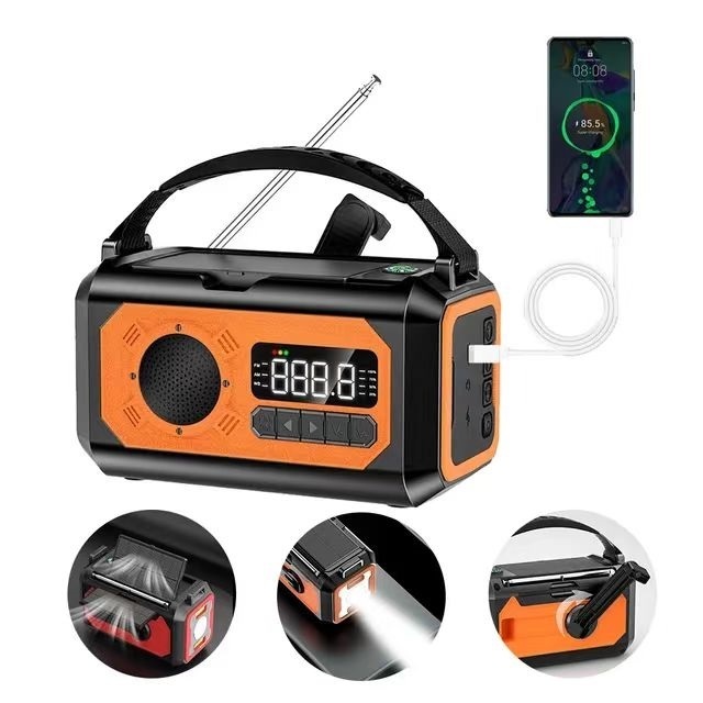 Rechargeable FM /AM Radio portable outdoor radio with LED Emergency light compass FM radio with SOS flashlight