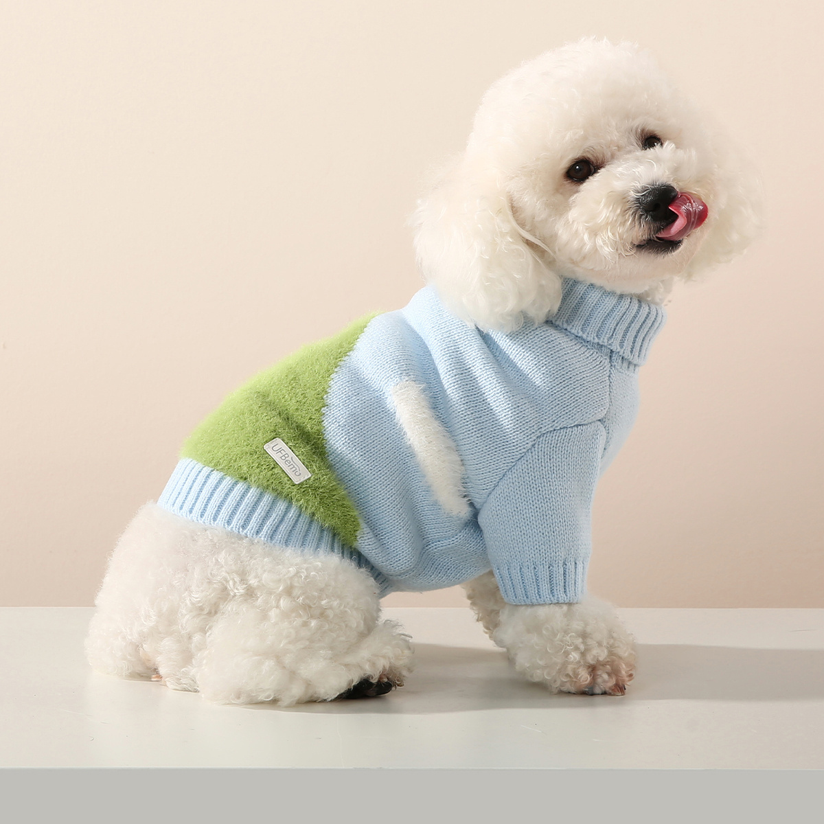 UFBemo pet Handmade Sweaters Eco Friendly Comfortable Breathable Warm Autumn Winter Clothes Knitted Pet Cat Dog Sweater