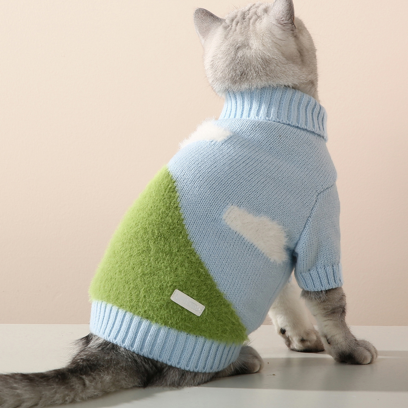 UFBemo pet Handmade Sweaters Eco Friendly Comfortable Breathable Warm Autumn Winter Clothes Knitted Pet Cat Dog Sweater