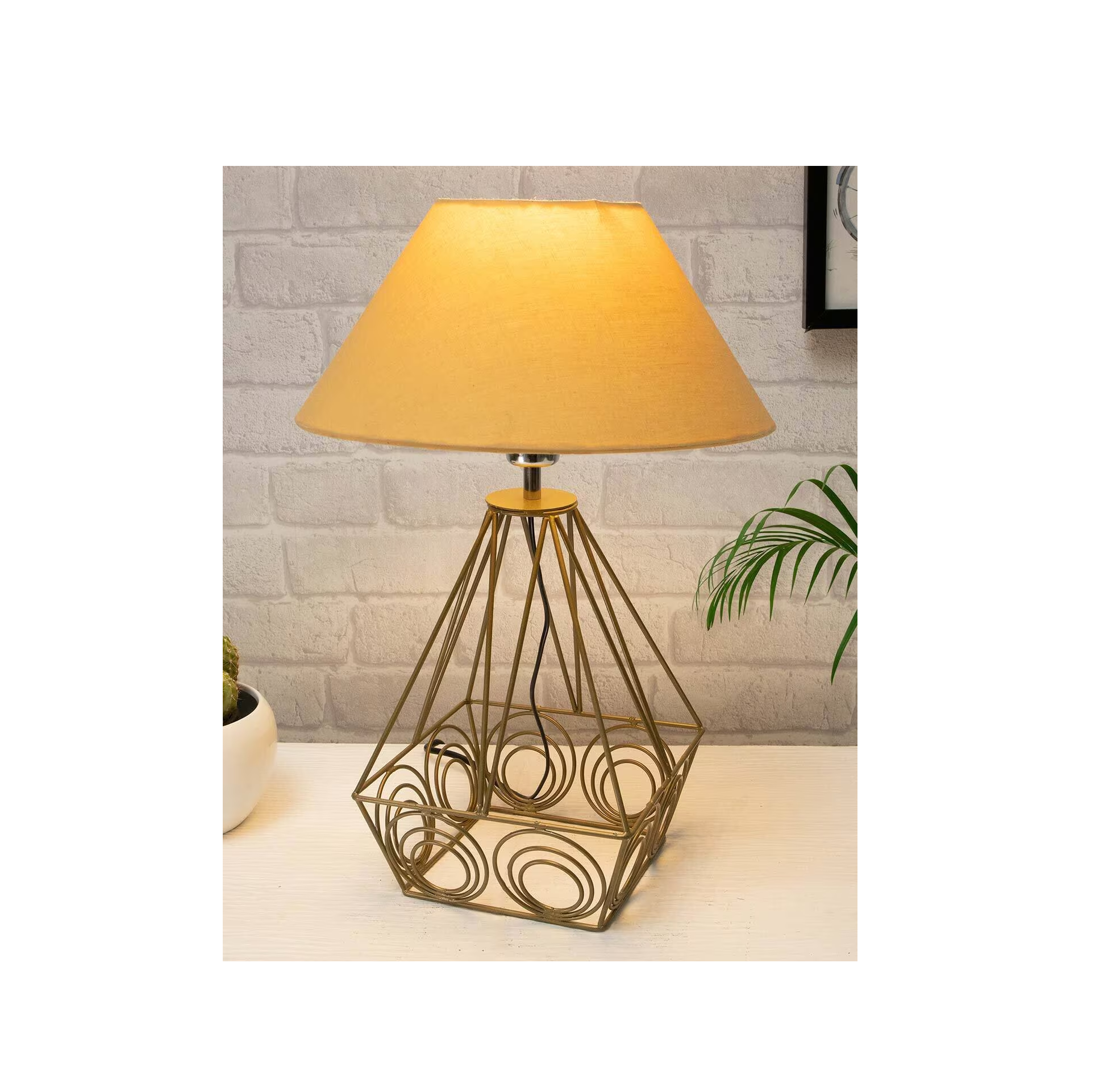 Indian Made Metal Floor Lamps Medium size Metal Lamp For Living Room And Home Decor Lanterns Best Price product