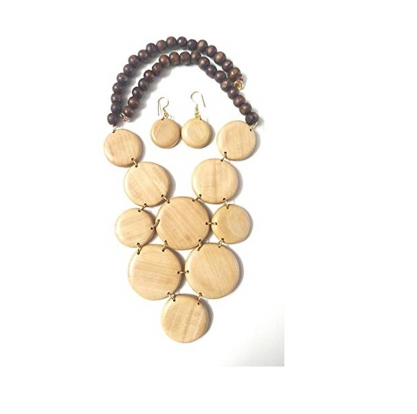 New attractive design wood necklace Wooden Disc Pendent Necklace with handmade Design at affordable price