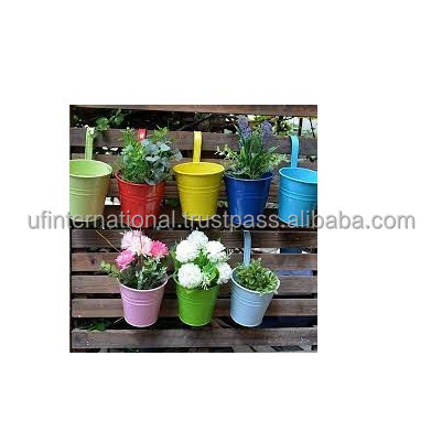 High Quality Flower pot Decoration Pure Hand made Metal Planter Pot with customized design and best hand made product