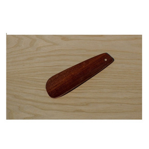 Natural Wooden Shoe Horn with Hanging Handle Shoe Care Shoe Horn in Cheap Price 100%natural wood color