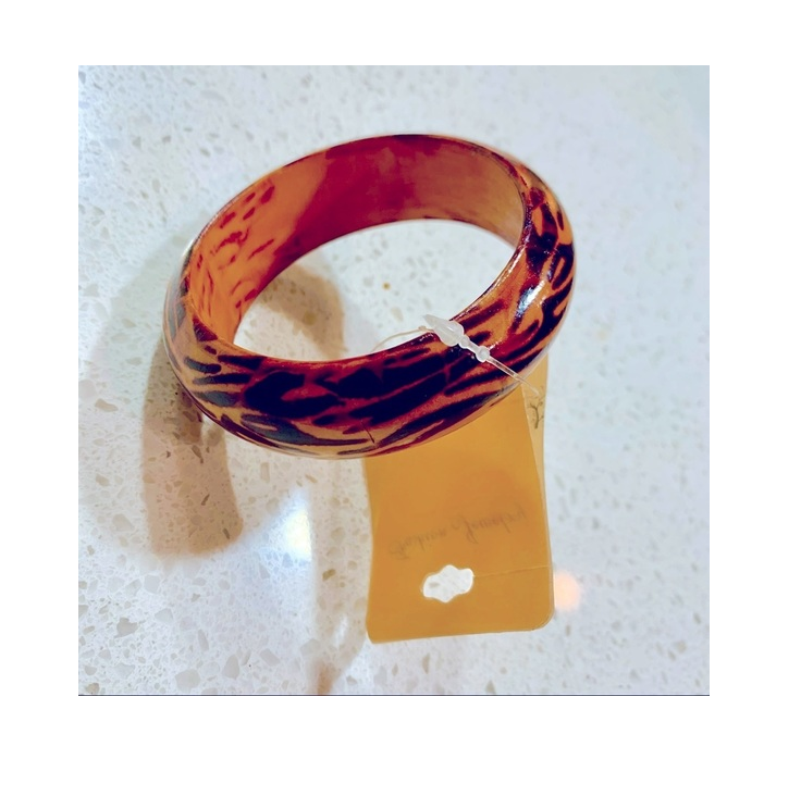 Attractive Design Wood Printed Bangle Best Looking Accessories For Sister Mother Birthday Gift At Affordable Price