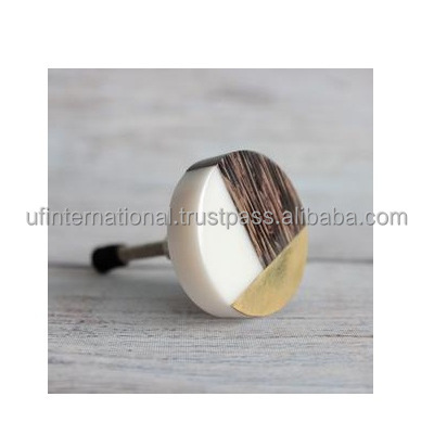 Antique design resin and brass knobs use for wood door and drawer furniture customized color top sale at low cost