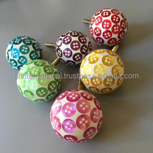 Furniture hardware Kitchen Cabinet Door knob wood and resin knob Drawer Handles for sale and the best knob design