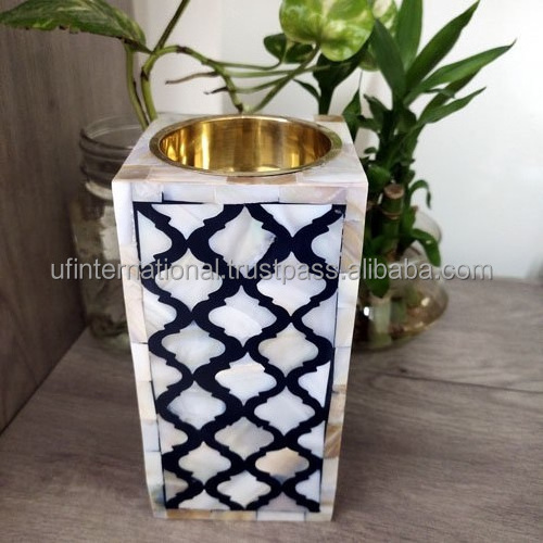 good quality Custom home decoration Horn Candle Holder with Wooden Base by handicraft items and selling