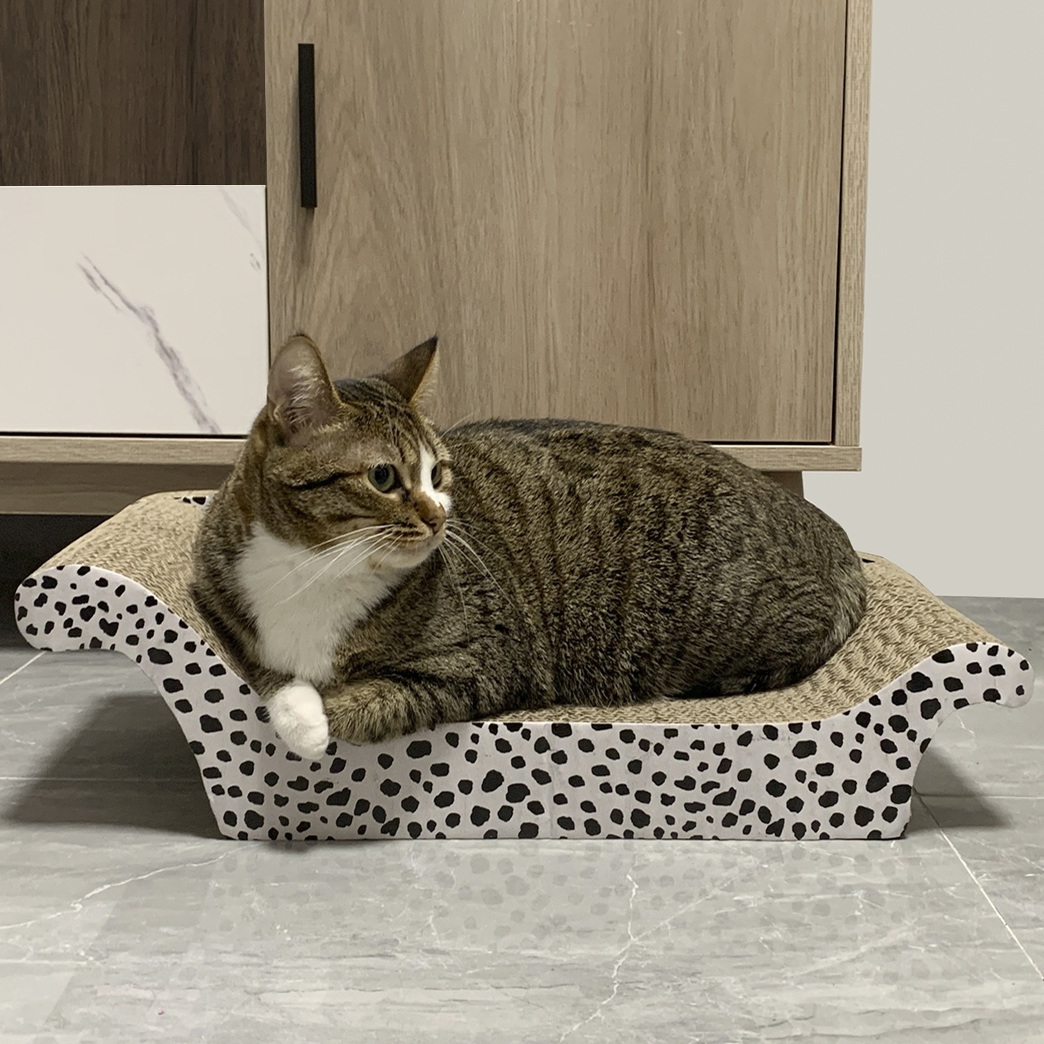 New Design Sofa Shape Cardboard Cat Scratchers Big Cat Scratching Board Pad Toy