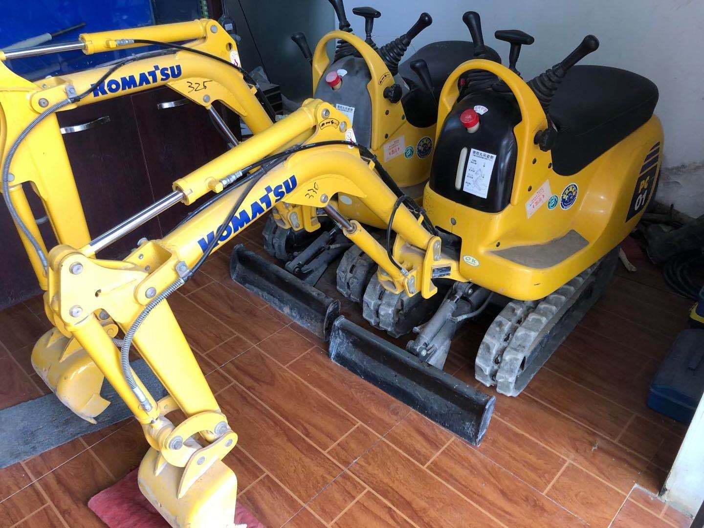 Japan original   Komatsu PC01 micro  excavator Made in JAPAN in STRONG working condition