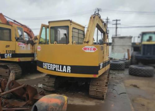 cheap price  used  Cat E70B  mini  Excavator Caterpillar old model