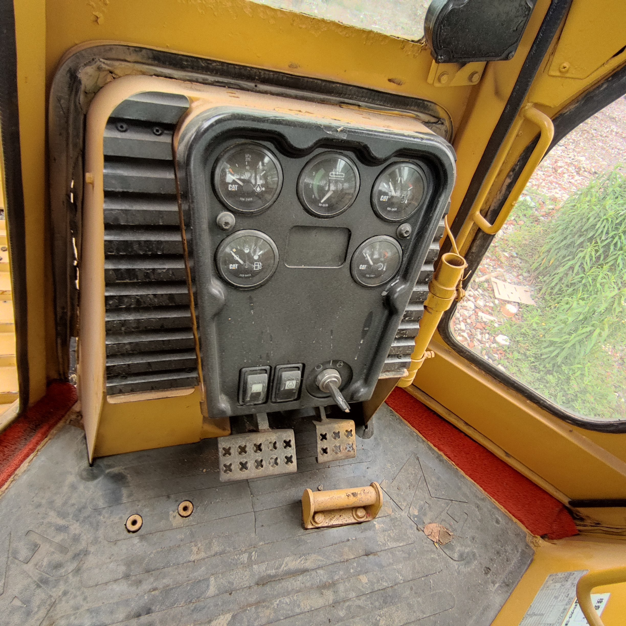 original Used caterpillar bulldozer D4G mini dozer cat d4G for sale