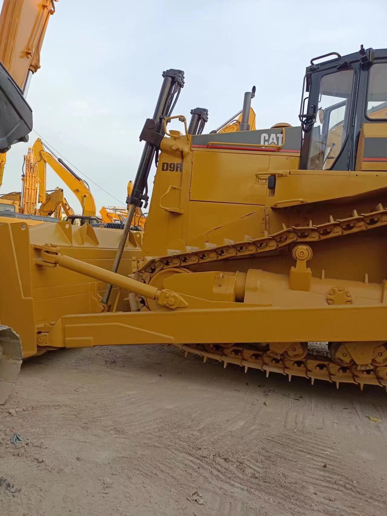 Cheap Price used high quality bulldozer D9R Hot sell Crawler dozer D5K D6G D7G D7R D8R in stock for sale