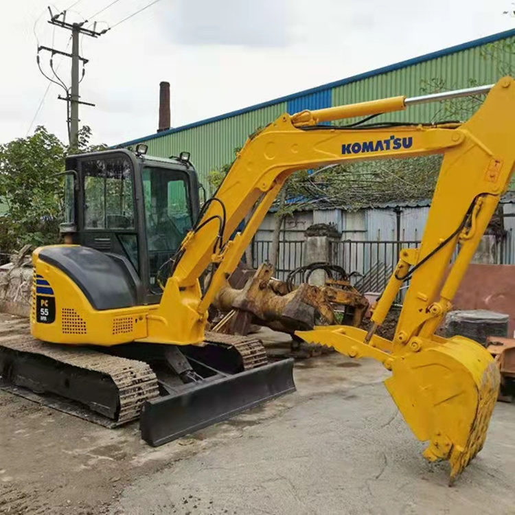 Good Quality Original Japan  KOMATSU PC55MR PC60 PC70 PC90 used crawler digger excavator  pc55MR  for sell