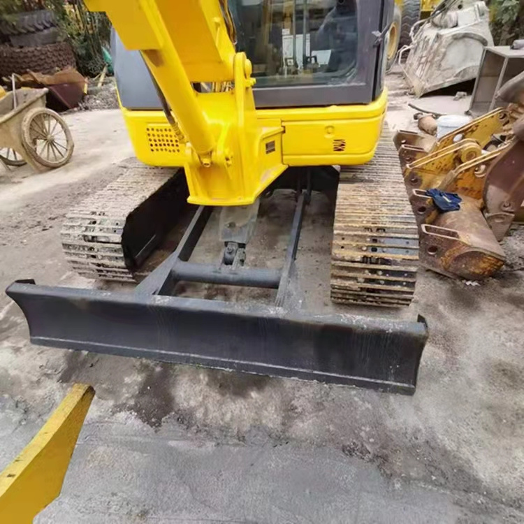 Good Quality Original Japan  KOMATSU PC55MR PC60 PC70 PC90 used crawler digger excavator  pc55MR  for sell