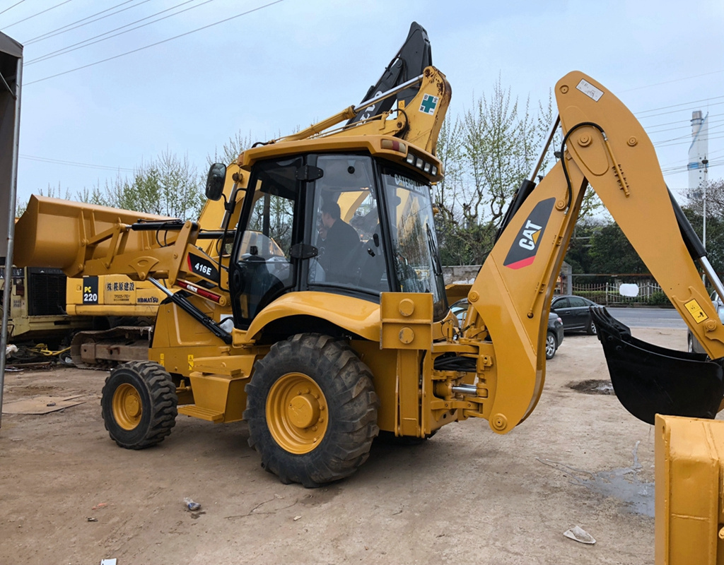 Second hand 4*4 tires drive backhoe wheel loader cat416e  Year 2019 original caterpillar brand manufacture in U.K. in stock