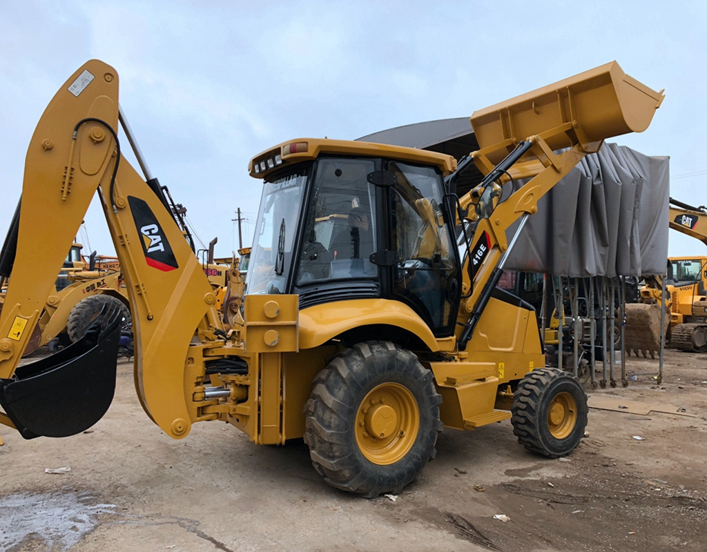 Used Backhoe loader caterpillar cat416e Buckets and excavators 4-drive high flexibility Sales of construction machinery