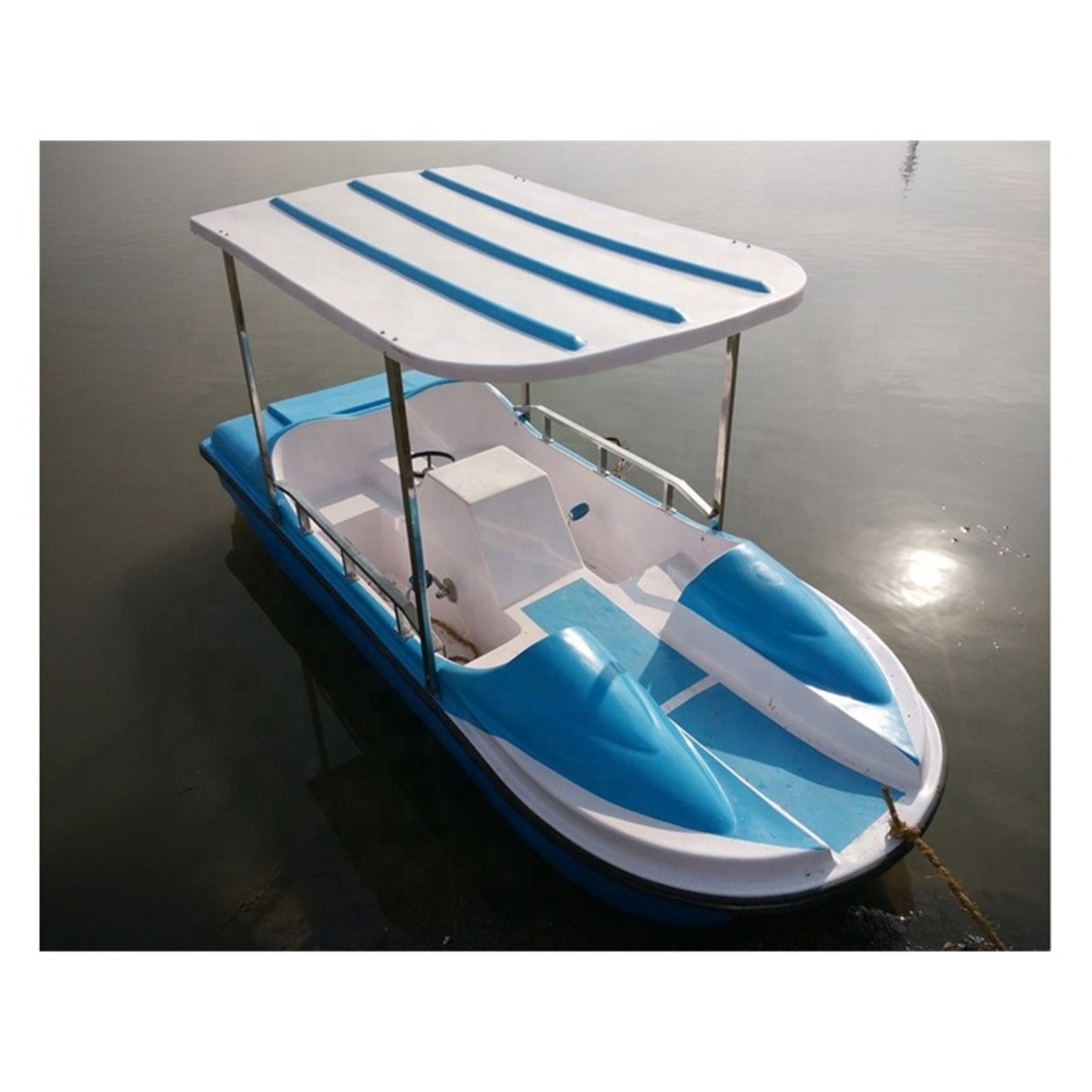 4 Person Fiberglass water Leisure Tour Pedalo Boat with Canopy For Amusement Park