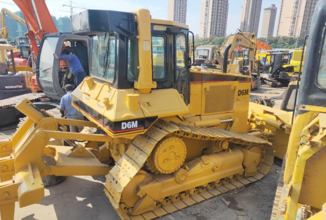 Used Cat Bulldozer D6M D6G CAT Second Hand Small Dozer D7R D6H D8R in Good Condition