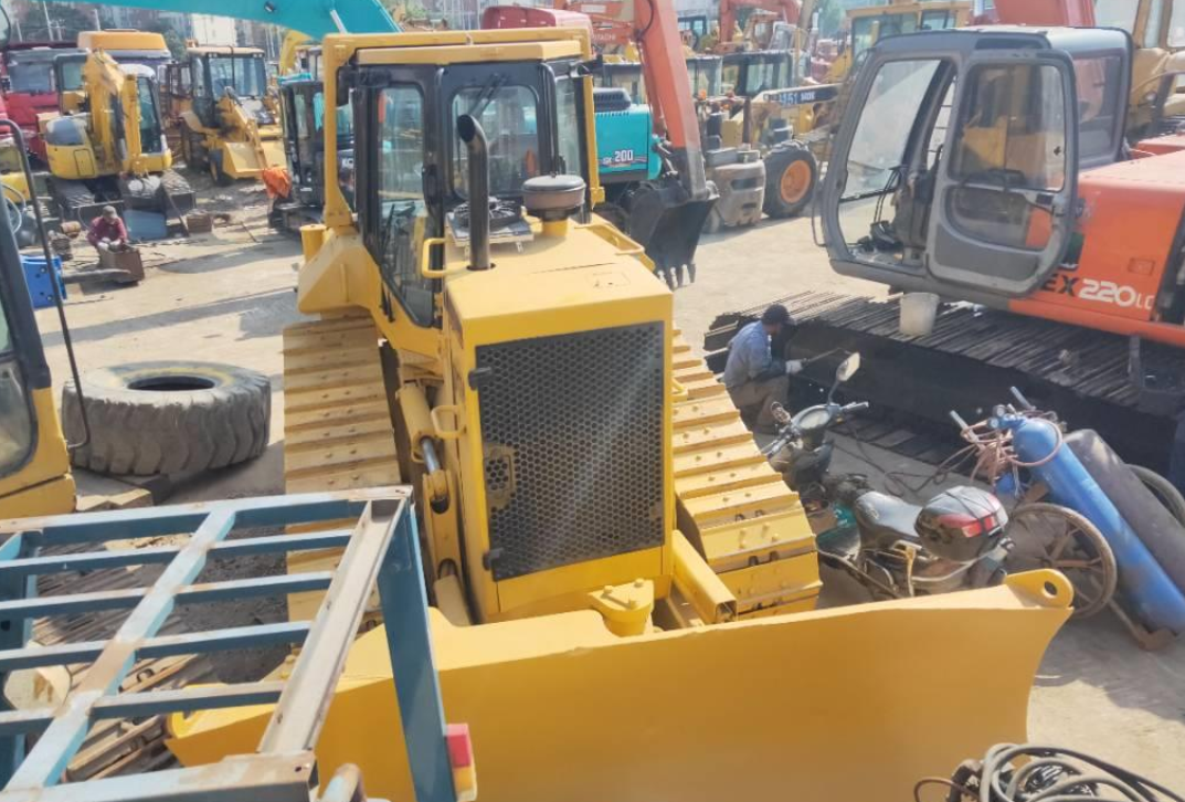 Used Cat Bulldozer D6M D6G CAT Second Hand Small Dozer D7R D6H D8R in Good Condition