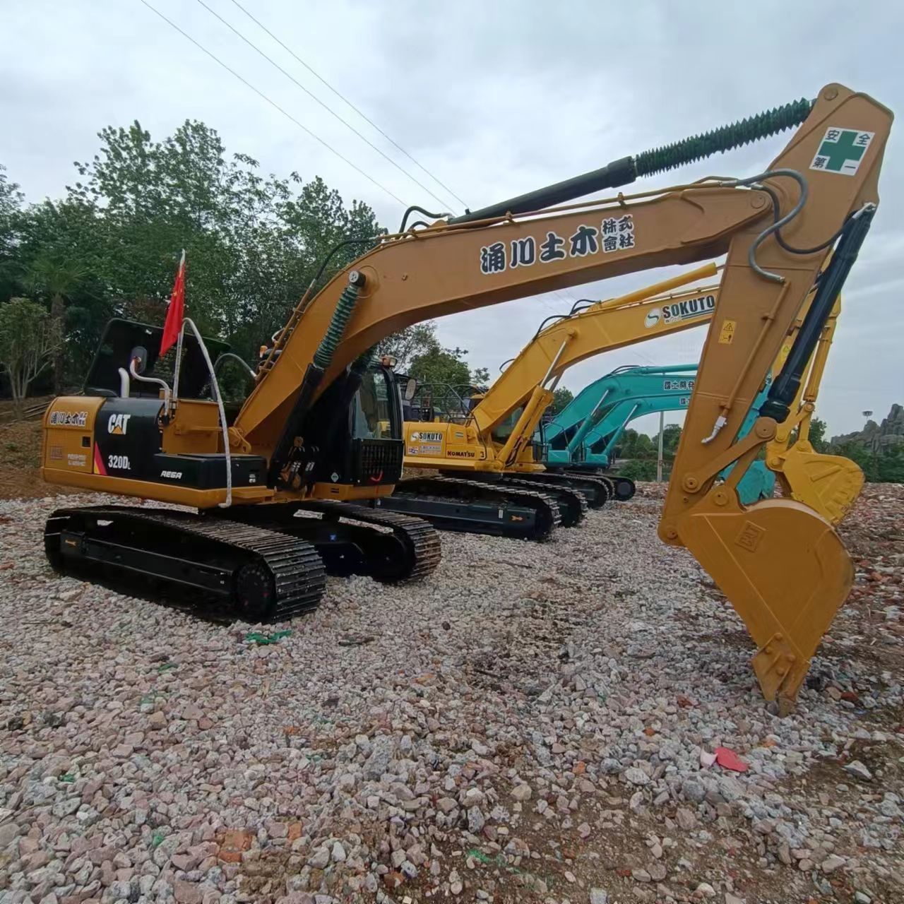 Earth Moving Excavator 320DL 323d 324d 330dl 320d2 Crawler Excavator with Good Condition