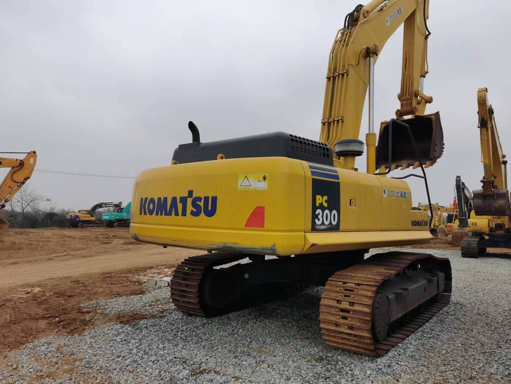 Hot Sale High Efficiency  Second-hand  Digger Machine Excavator Komatsu PC-300-7 Construction Digger