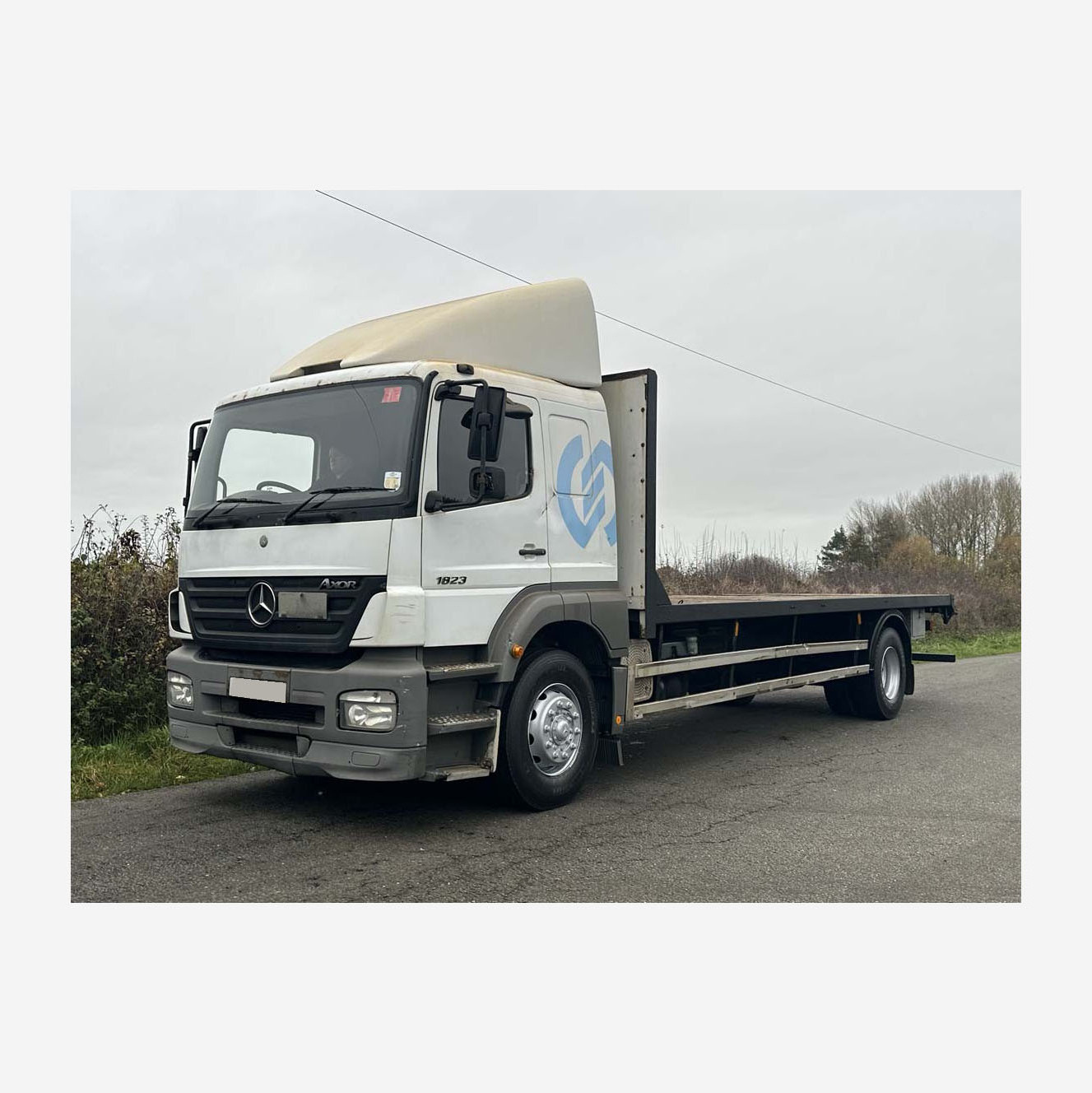 3ton 4ton 5ton refrigeration trucks Used Mercedes garage truck for sale