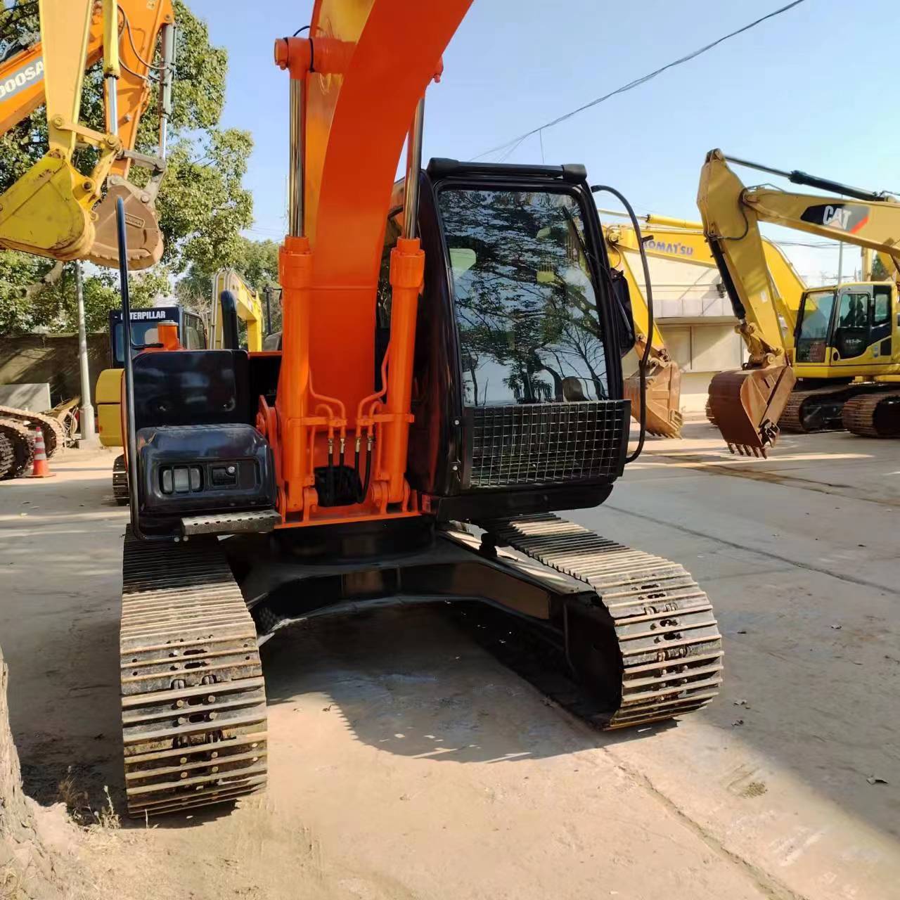 Factory price and quality 12 Ton  HITACHI ZX120 second hand Hydraulic Excavator used excavator for sale