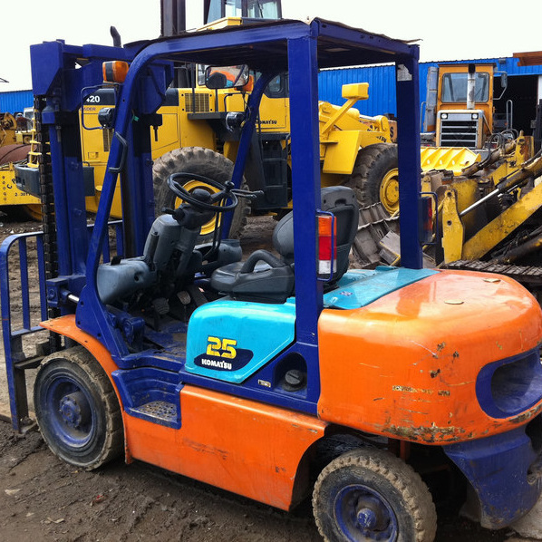 Used forklift 3tons Original used Komatsu 30 Forklift 3 ton Forklift in cheap price