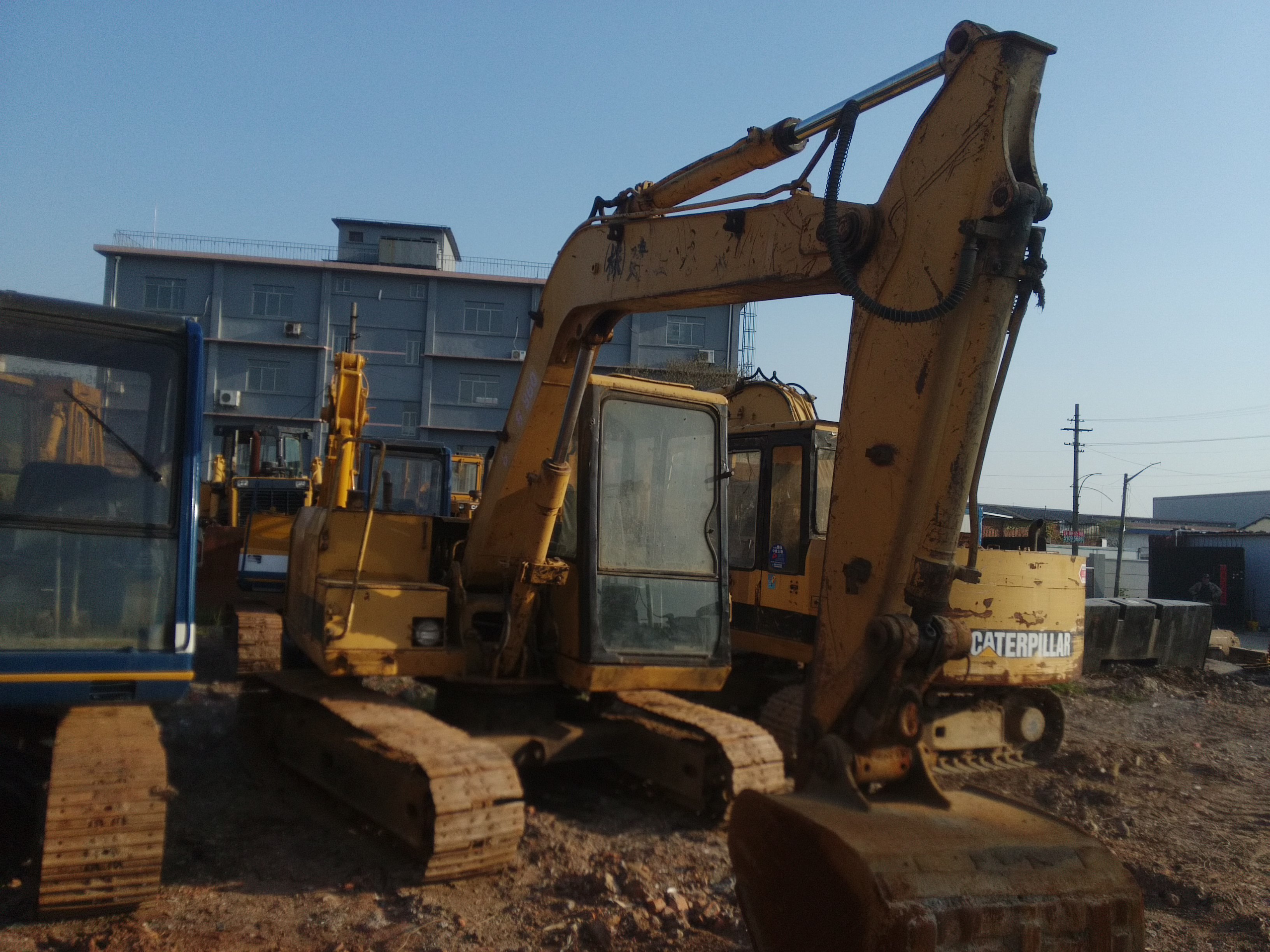 Used Excavator Caterpillar E70B for sale  good quality cheap price caterpillar e70b excavatorJapan Brand on sale