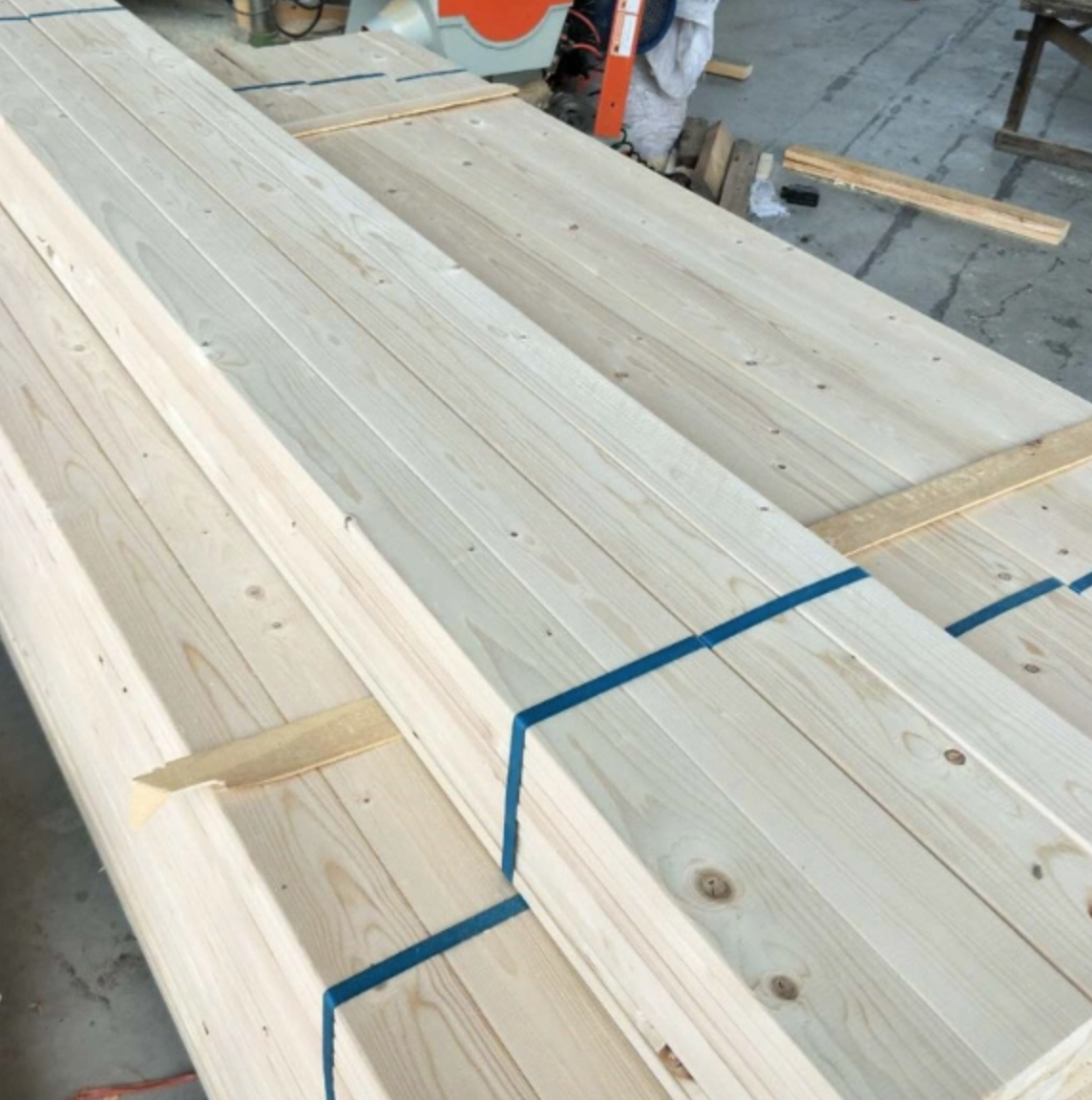 Wholesale Factory Direct Sales Cheap Prices Pine Solid Wood Panel Lumber for Construction